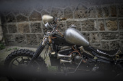 moto enfer 2 arzee creaions lafayette 2 roues tarek jaafar paris custom bike bmw r65 madmax 